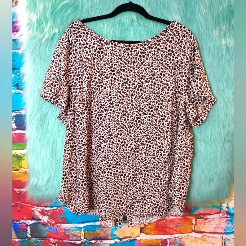 Ava Viv Tan and Brown Animal Print Short Sleeve Top Size 2X